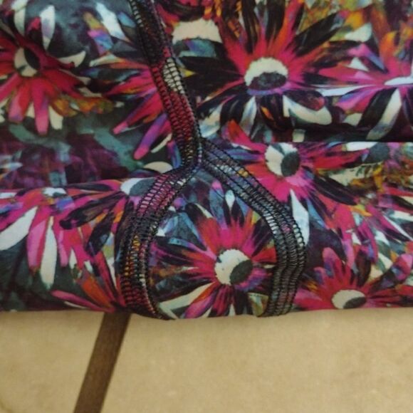 Lululemon Base Pace Leggings High-rise Running Tight Floral Electric Multi 6 - Picture 4 of 13